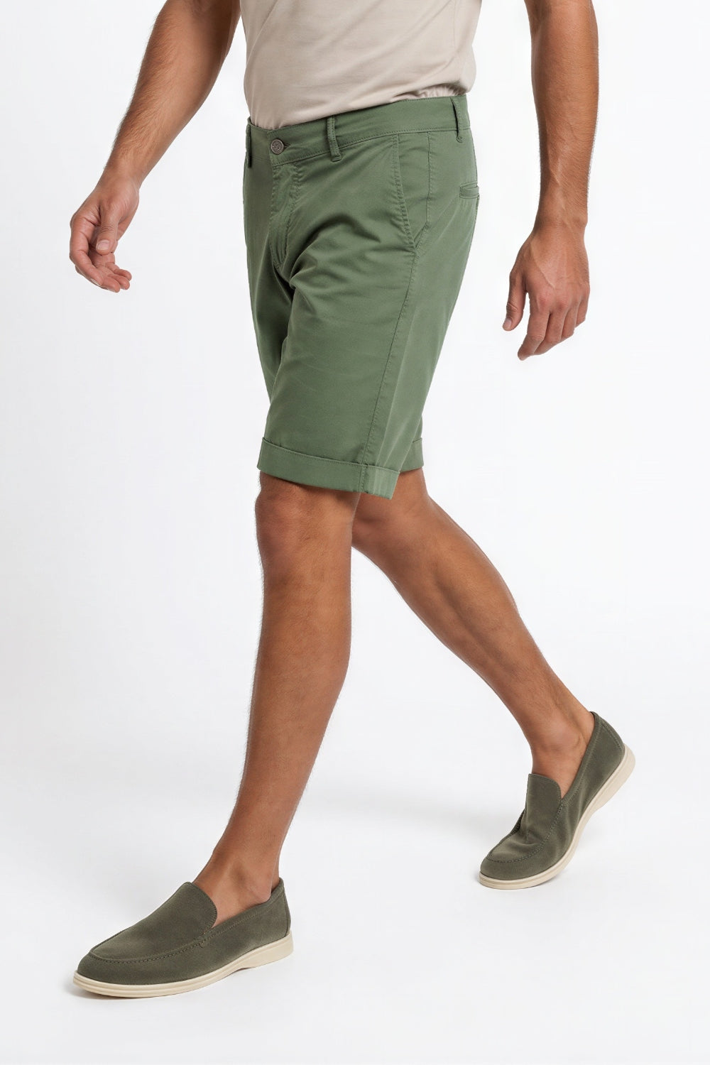 VERDE MILIT.