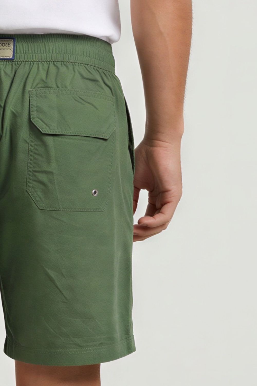 VERDE MILIT.