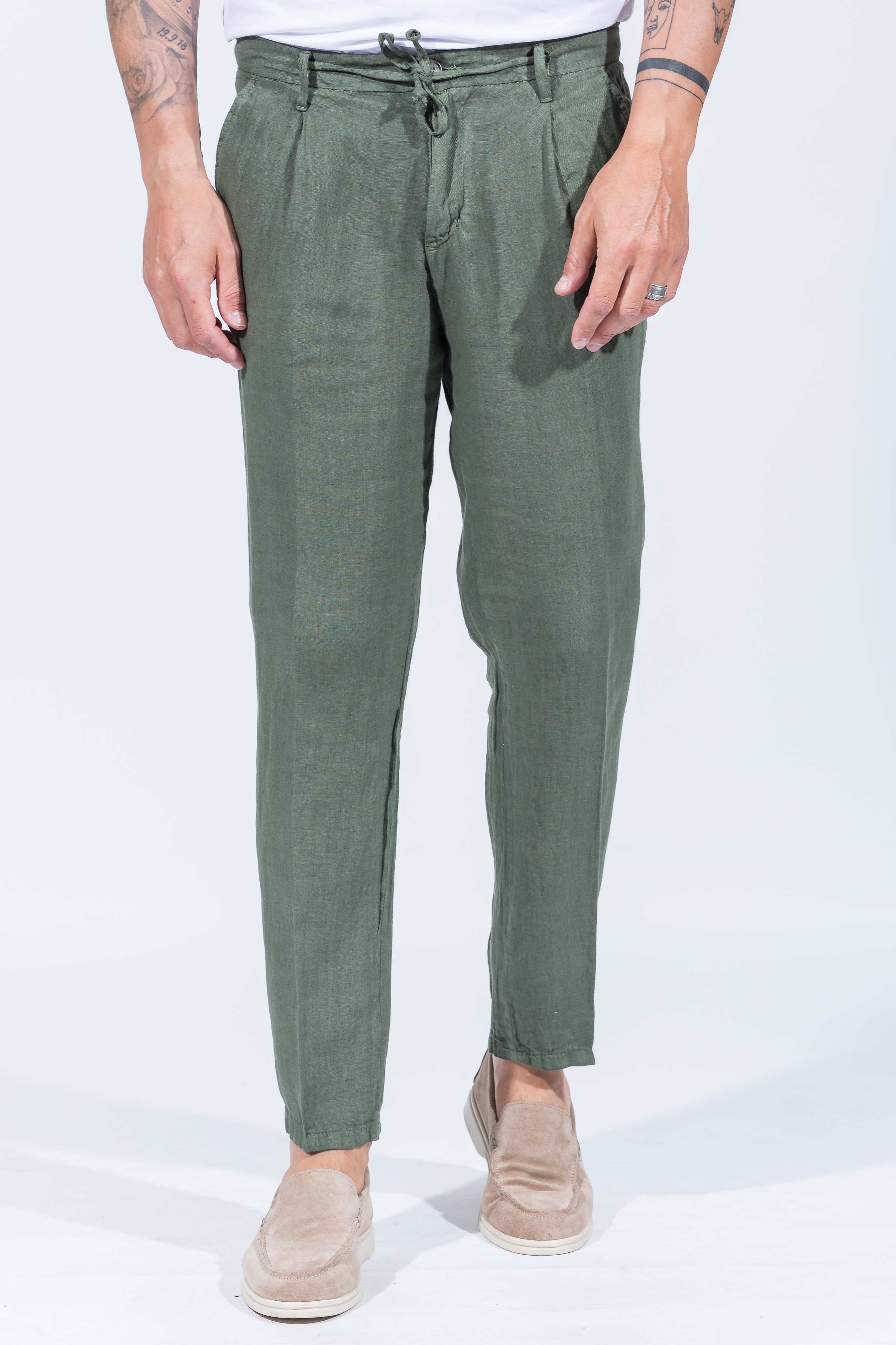 PANTALACCIO CON MOLLA IN LINO TINTO CAPO