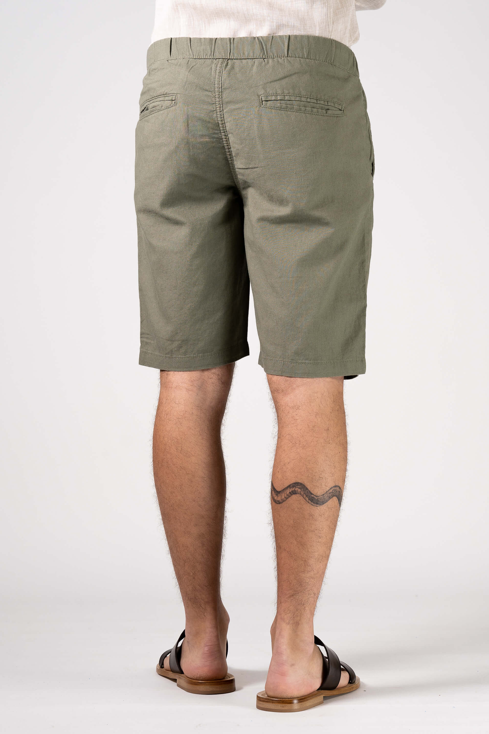 VERDE MILIT.