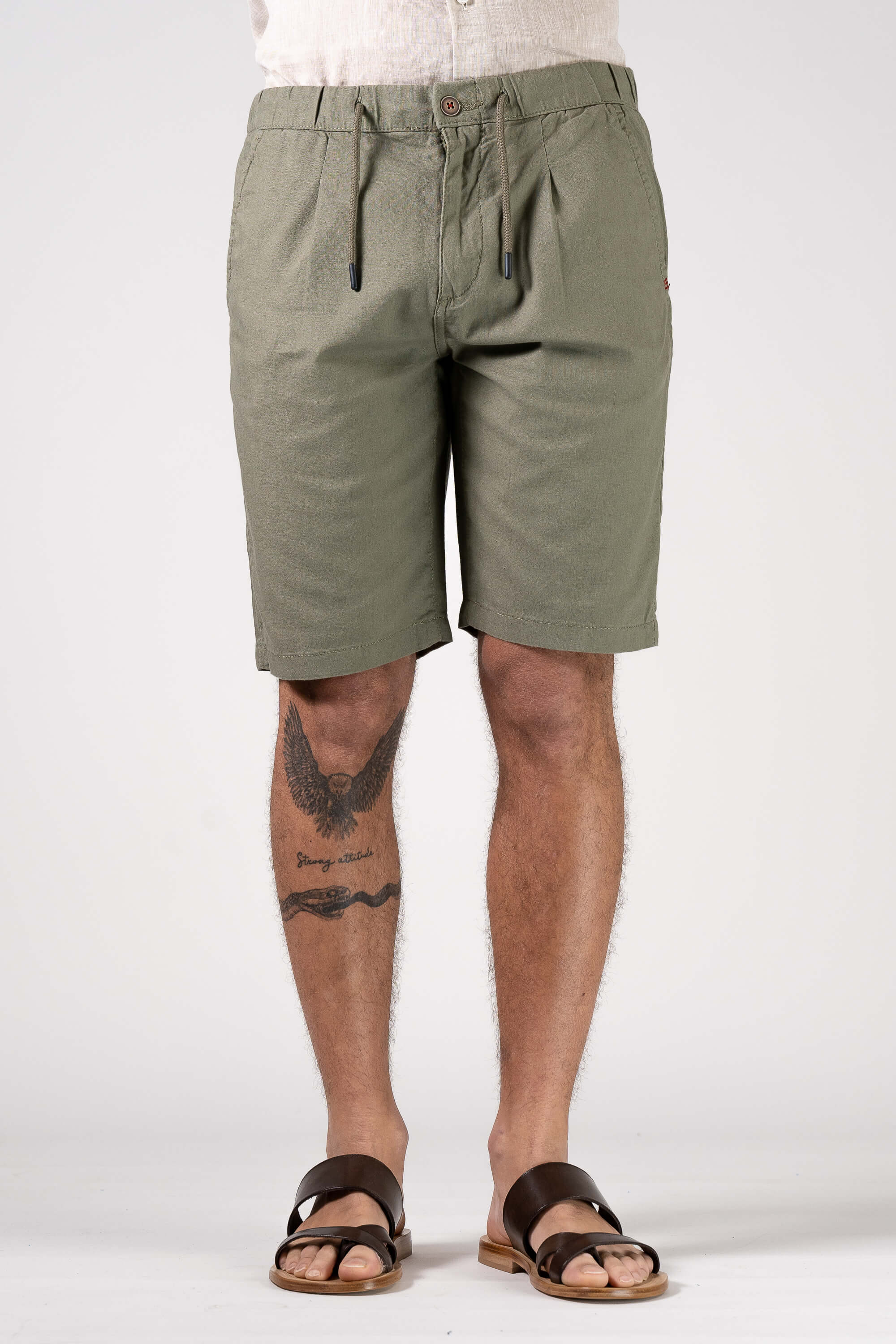 VERDE MILIT.