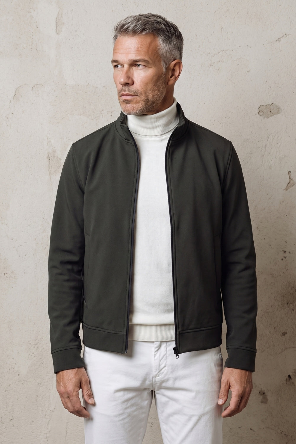 SHORT JACKET IN TECHNICAL FABRIC