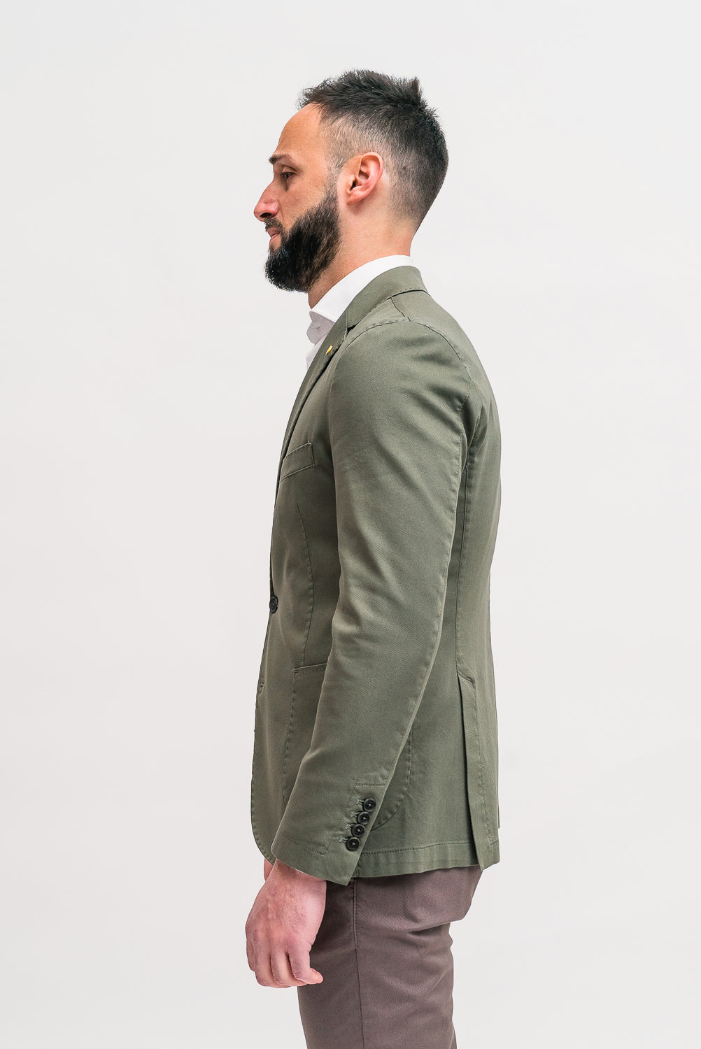 VERDE MILIT.