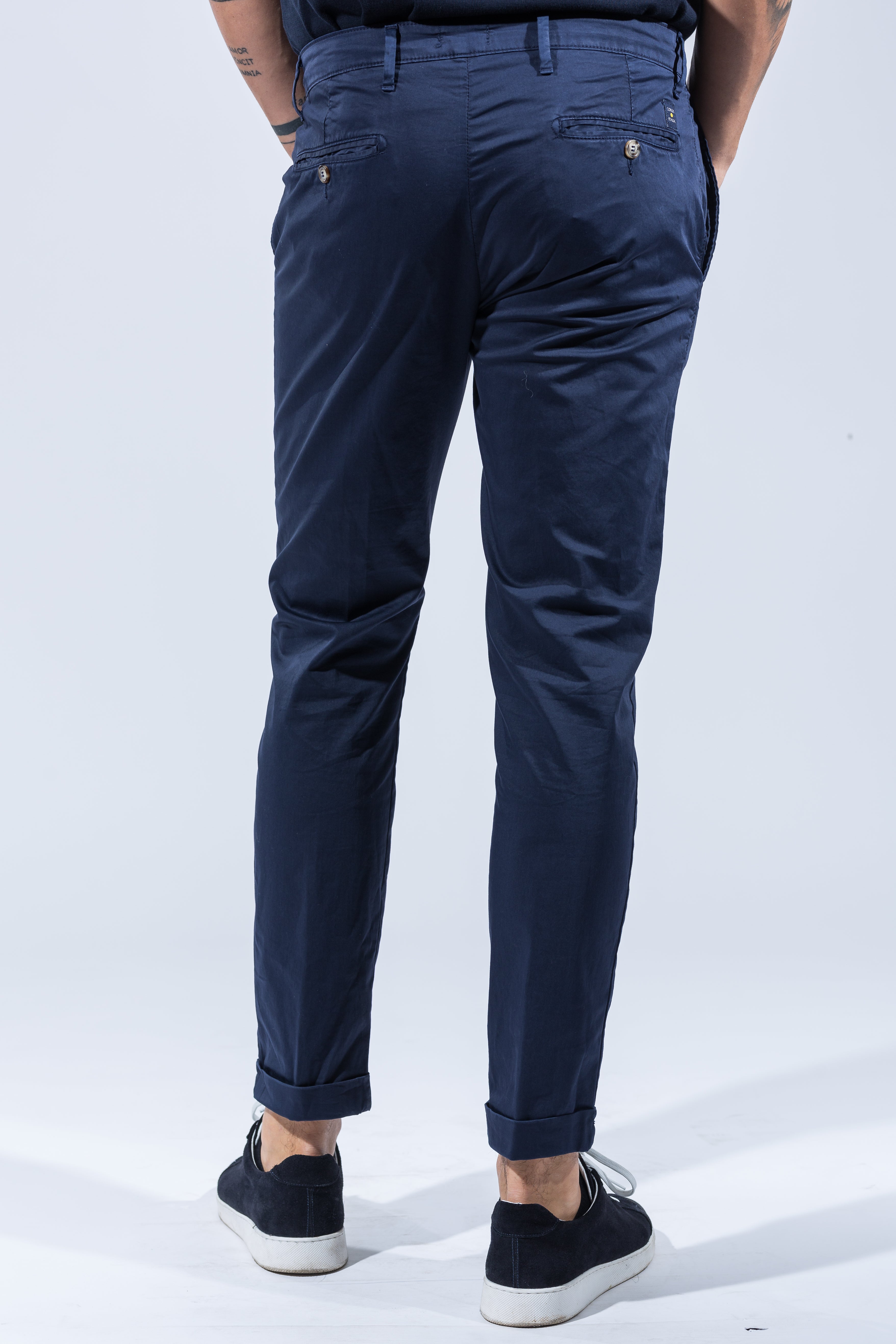 PANTALONE TASCA AMERIKA CAPRI IN RASO