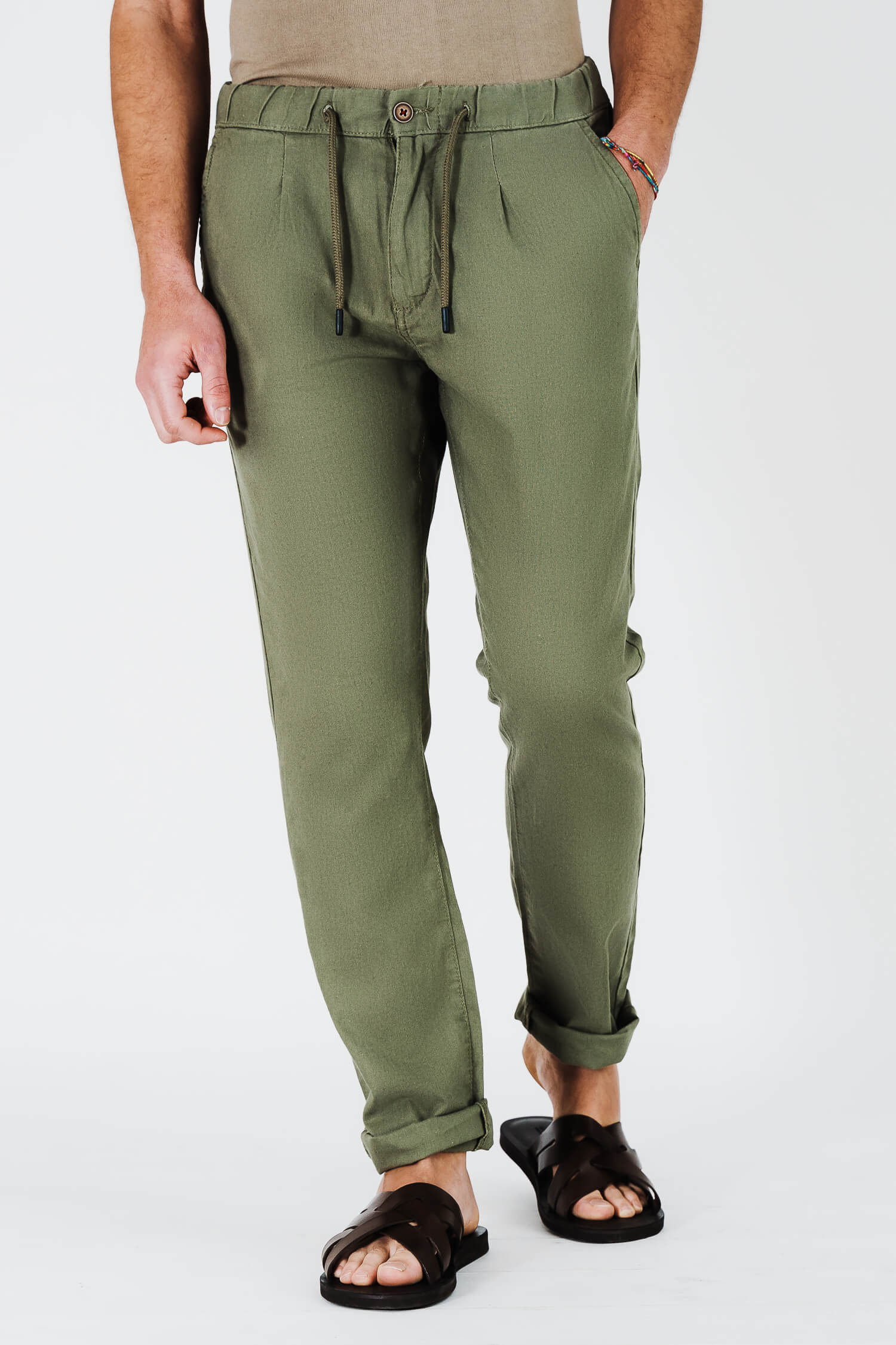 VERDE MILIT.