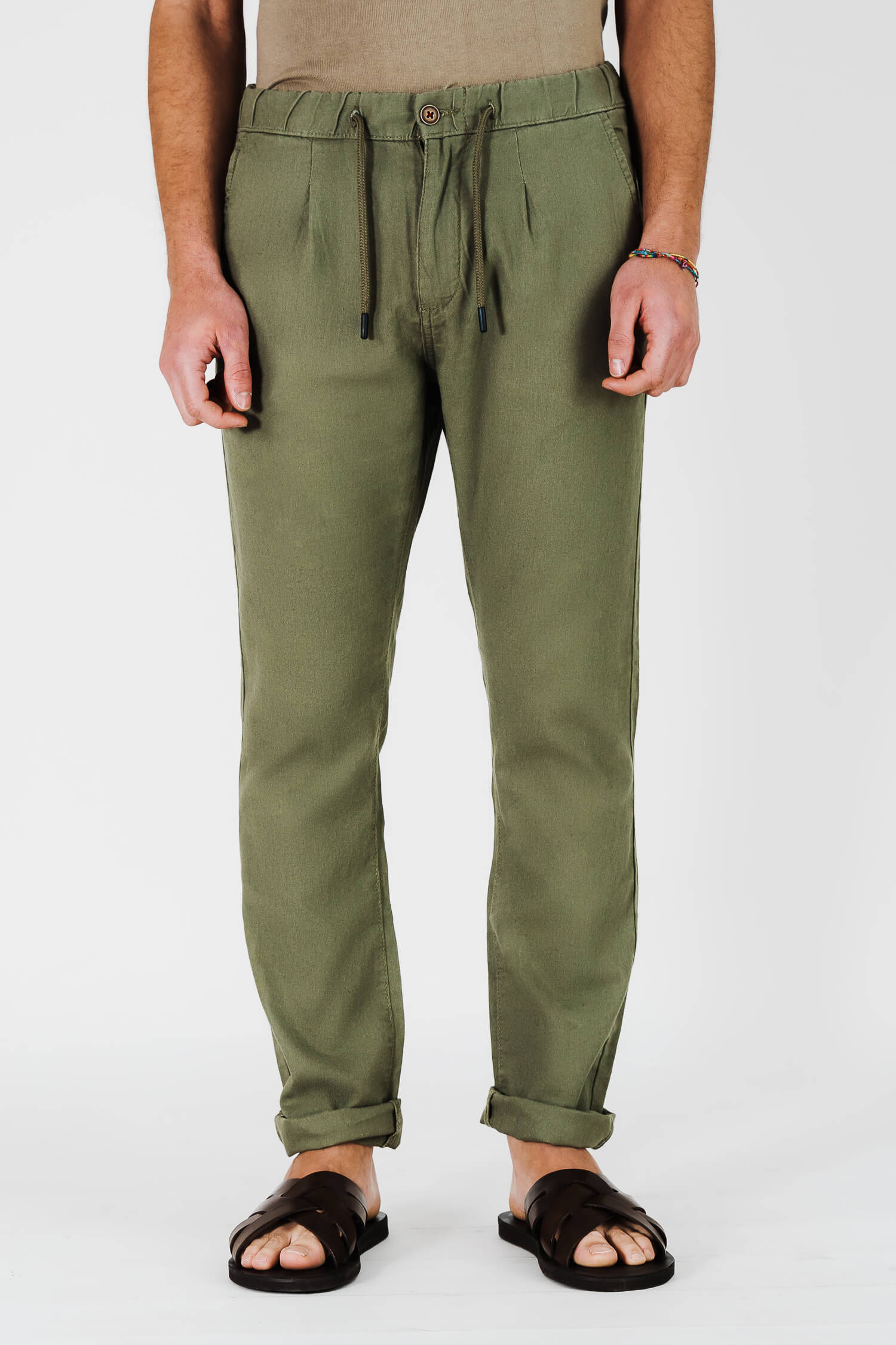 VERDE MILIT.